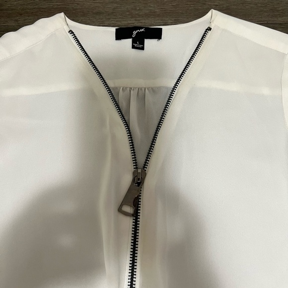 Blouse - Picture 3 of 9